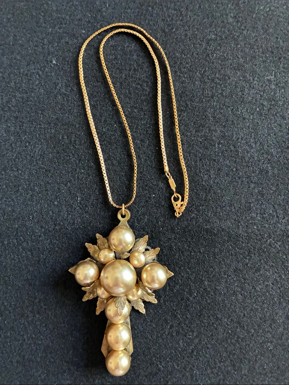 Vintage Cross Victorian Pendent Necklace Gold Tone Leaves And Large Faux Pearl